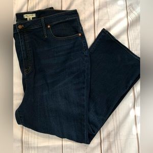 madewell 🤍💙🤍 curvy cali demi boot jeans